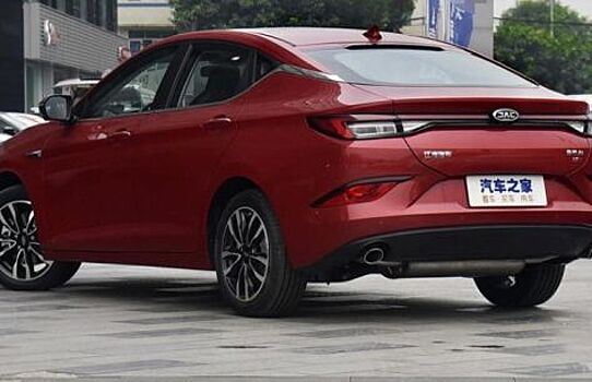 JAC и Volkswagen представили новую версию Jiayue A5.