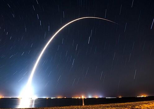 Космонавт рассказал, угрожают ли 5000 спутников Маска полетам на МКС