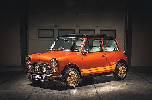 Классический MINI «превратили» в Lotus из фильма о Джеймсе Бонде