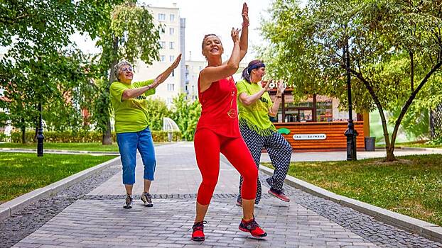 Румба и хип-хоп: москвичей пригласили на танцевальные мастер-классы в городские парки