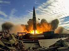 РИА Новости: Экс-посол США Макфол предложил устроить России большой взрыв ракетами ATACMS