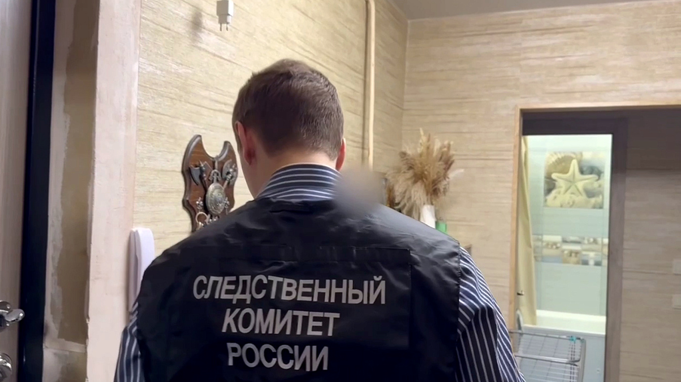Следком проводит обыски у руководителя центра «Доверие» в Ноябрьске