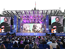 HiFi-стриминг Звук провел на Дворцовой площади Петербурга концерт в рамках ПМЭФ