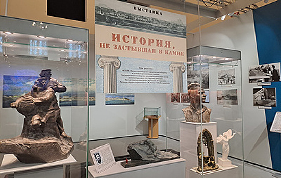 В Севастополе к 240-летию города представили эскизные проекты послевоенных памятников
