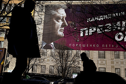 Апостроф (Украина): Запад смотрит на Украину с удивлением, а Путин ждет победу одного из фаворитов — Андреас Умланд