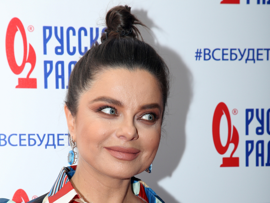 Королева певица фото Наестся сладенького и вернется": Королеву потянуло на сторону от постаревшего Та