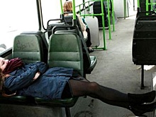 В Кургане дети «на слабо» выполняют трюки в автобусах