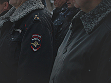 Зауральские полицейские вытащили из сугроба замерзающего лесоруба