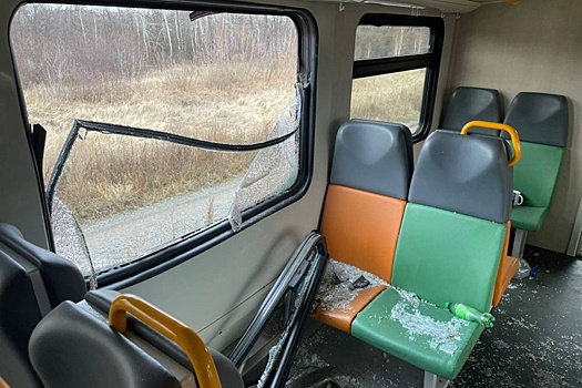 В больнице скончался виновник столкновения грузовика и электрички на Урале