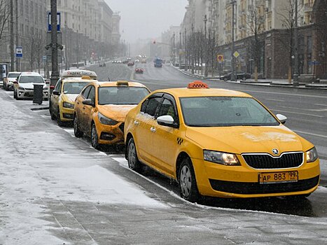 В ГД усомнились в действенности предложенного Минтрансом механизма контроля длительности смен таксистов