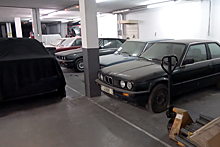 В заброшенном дилерском центре обнаружили коллекцию спортивных BMW
