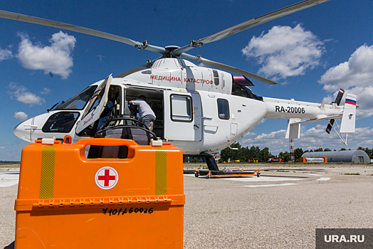 Спасатели и врачи санавиации отправились на вертолете за пропавшими в Пермском крае туристами