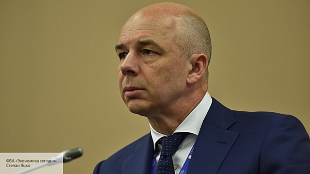 Минфин не намерен ограничивать расчеты наличными в ближайшие годы