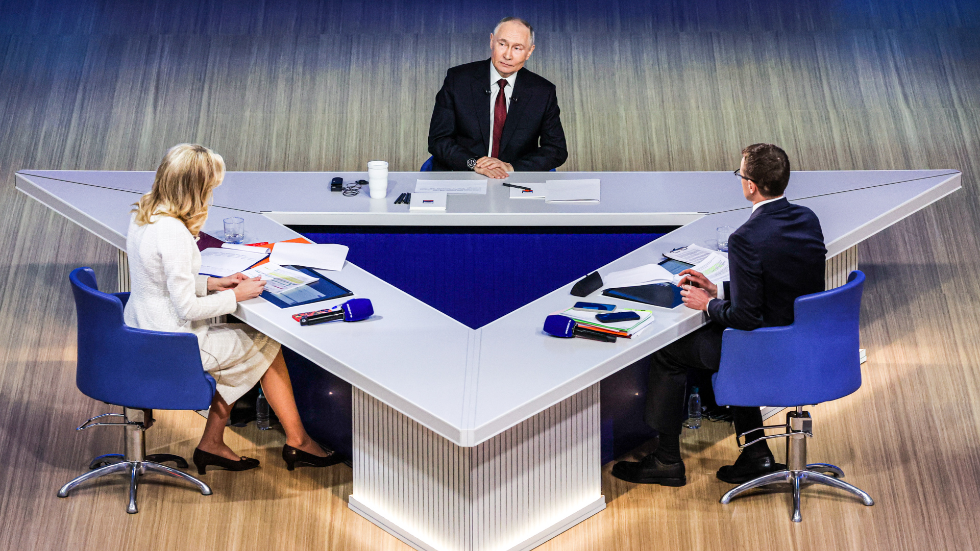 Путин заявил, что контуры его власти чётко прописаны в Конституции