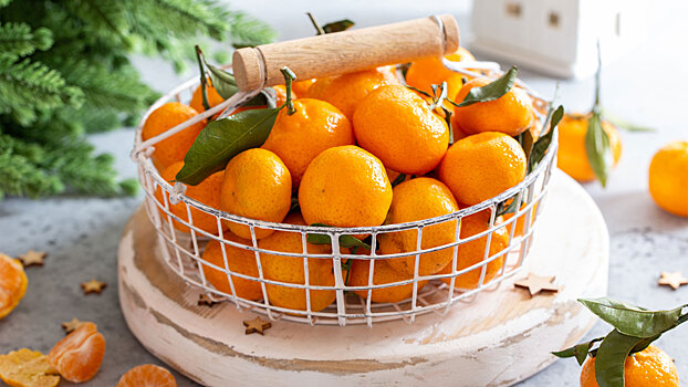 Таблица Менделеева на праздничном столе: из чего состоит запах мандаринов