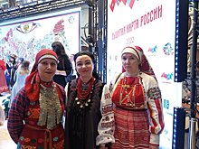 Мастера из Удмуртии побывали в Москве на презентации «Вышитой карты России»