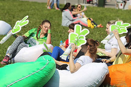 Сбербанк с 1 мая начал выдавать кредитки молодежи до 25 лет