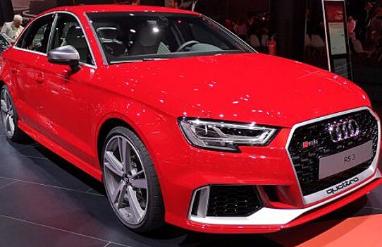На мотор-шоу во Франкфурте показали Audi RS3 Limousine