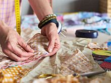 Как сшить одеяло, прихватку, рубашку и другие вещи в технике пэчворк