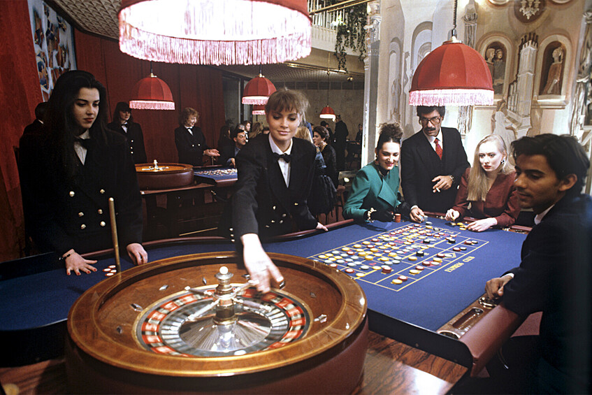 Казино «Охотный ряд», 2000 год