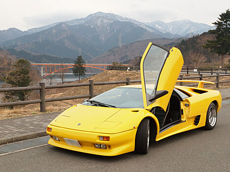 Кто-то купил старый Lamborghini Трампа Diablo VT 1997 года выпуска за $1,1 млн
