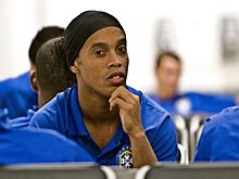 Бразильский футболист Роналдиньо выпустил первый сингл