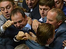 Против депутата Рады завели дело за «кнопкодавство»