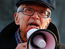 Комиссия по монументальному искусству готова рассмотреть предложение об увековечении памяти Лимонова