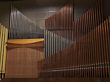 Самый большой орган Беларуси: восьмиметровое чудо с голосом флейты и кита