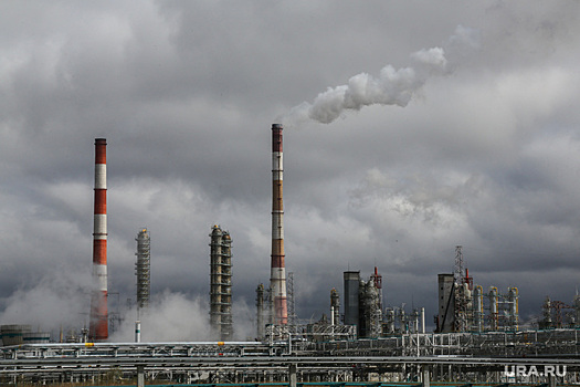 Промышленники резко снизили плату за порчу окружающей среды. Недополучают и бюджеты регионов УрФО