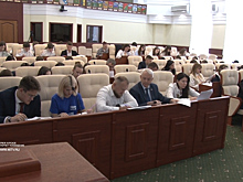 В Курской облдуме «Диктант победы» написали молодые парламентарии