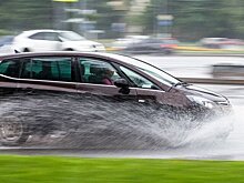 Москвичам пообещали душную погоду с дождями