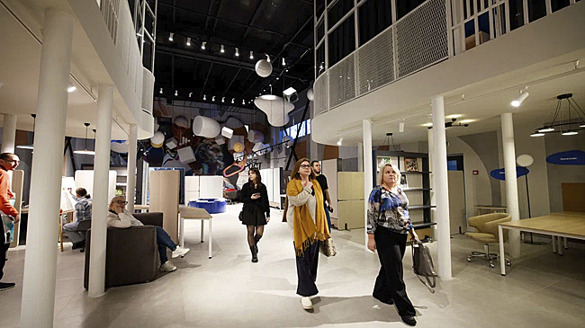 В Салехарде открылась мультимедийная выставка ко дню рождения Айвазовского