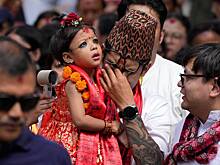 Россиянка побывала в Непале и рассказала о жизни несовершеннолетних богинь