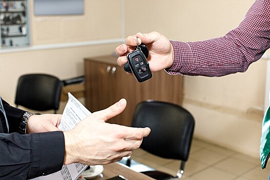 Дешевле пригнать авто: москвичи начали скупать подержанные машины в соседних странах