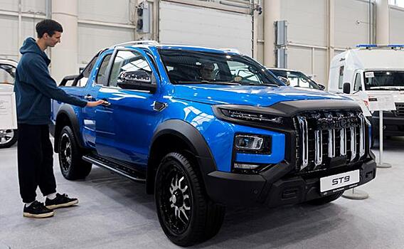 На падающем российском авторынке наблюдается "феномен пикапов"