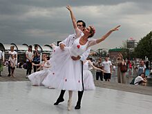 В парке искусств «Музеон» прошло представление балета «Шопениана»