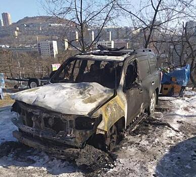 Во Владивостоке найдены подозреваемые в поджогах машин