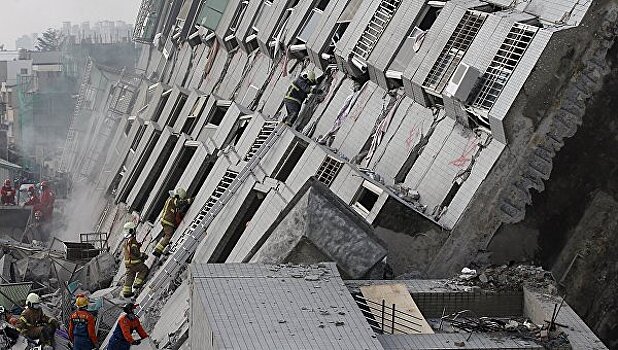 Число погибших при землетрясении на Тайване увеличилось до 98