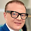 Роман Петров