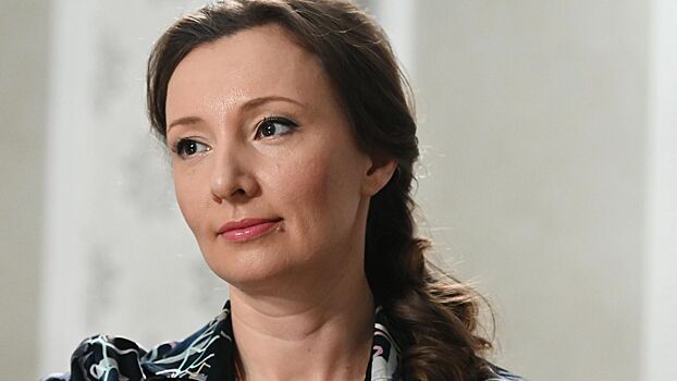 Кузнецова сообщила о падении рождаемости в России