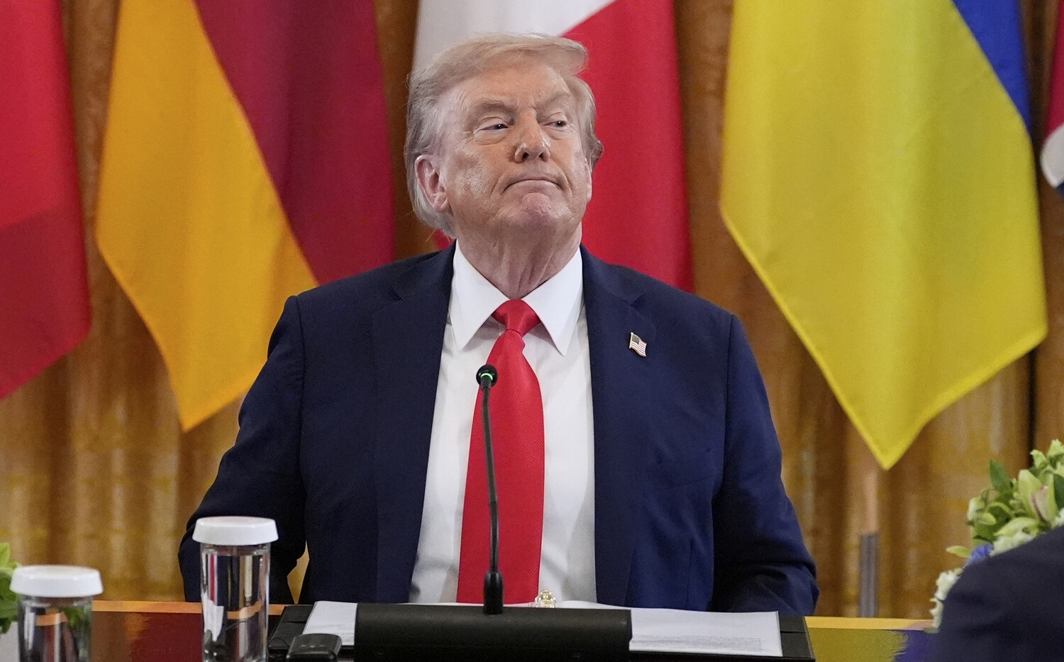 Трамп рассчитывает в ближайшие дни провести разговор с Путиным