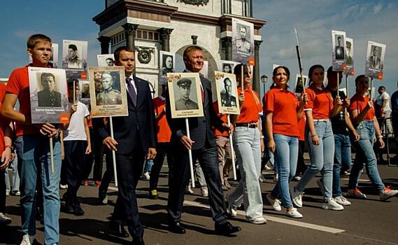 Роман Старовойт и Игорь Куцак приняли участие в Марше памяти участников Курской битвы