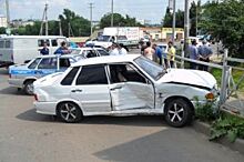 В Орле на Болховском шоссе за пять минут случилось сразу две аварии