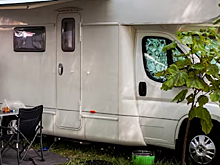 Новосибирские бизнесмены начали строить дома на колёсах