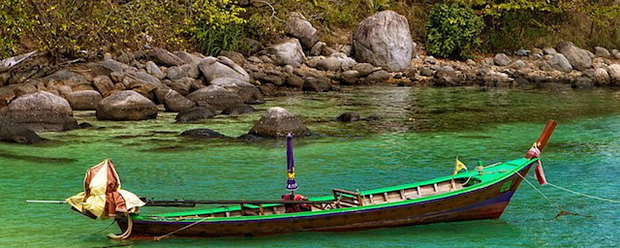 Пхукет открылся для иностранцев, но для тех, кто вакцинирован не «Спутником V»