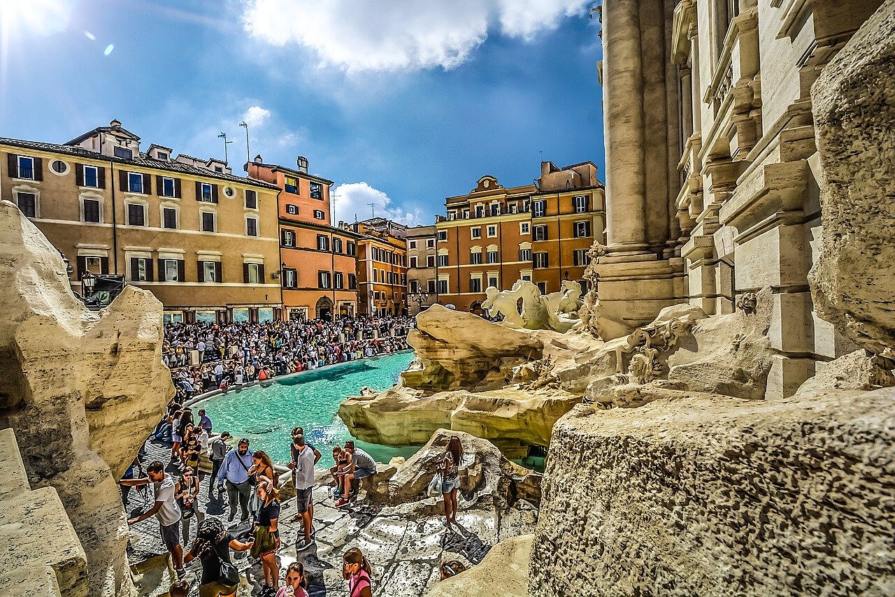 Туристов оштрафовали на 1000 евро за нарушение правил в Италии