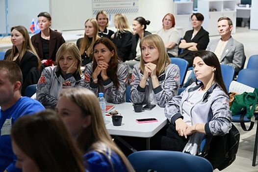Лучших работников и лучшее учреждение в сфере молодёжной политики выбрали в Свердловской области