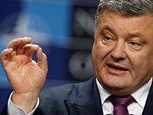 Порошенко "вспомнил" о Конституции