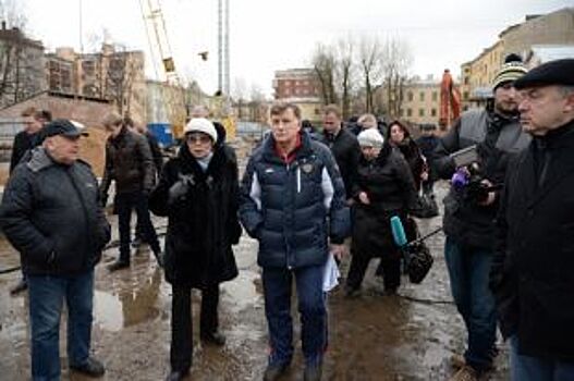 Вячеслав Макаров намерен остановить строительство на Лодейнопольской улице